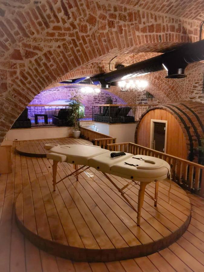 Helvecija 1880 Otel Vrsac Dış mekan fotoğraf